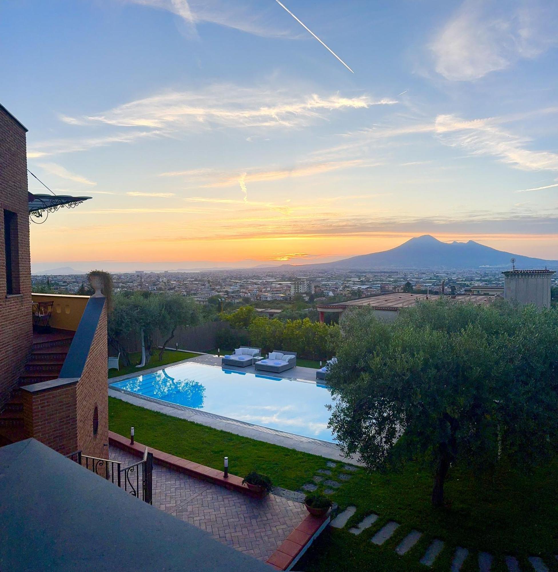 Villa C Luxury Estate SantʼAntonio Abate Chambre photo