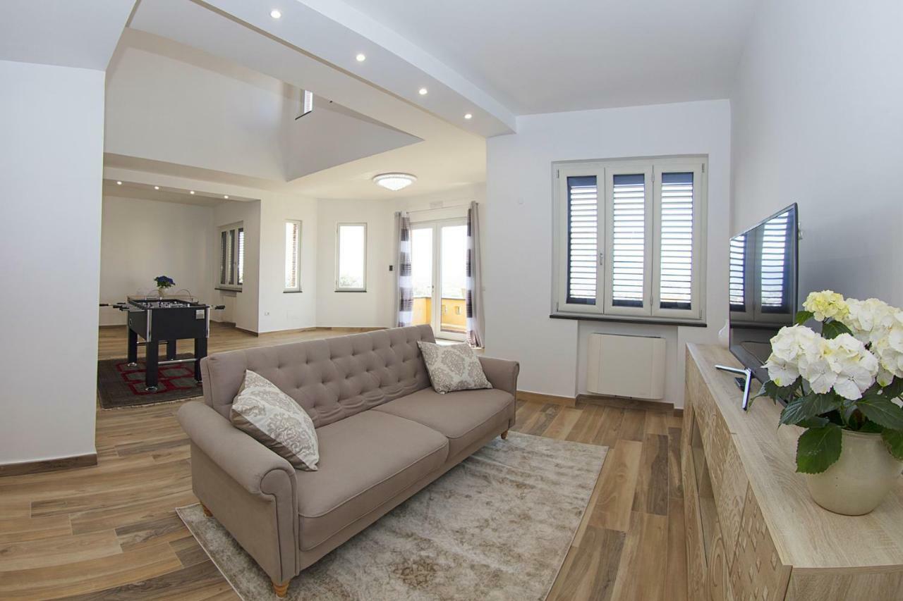 Villa C Luxury Estate SantʼAntonio Abate Extérieur photo